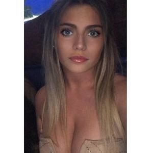 Meet your Posher, Daisy aracelli